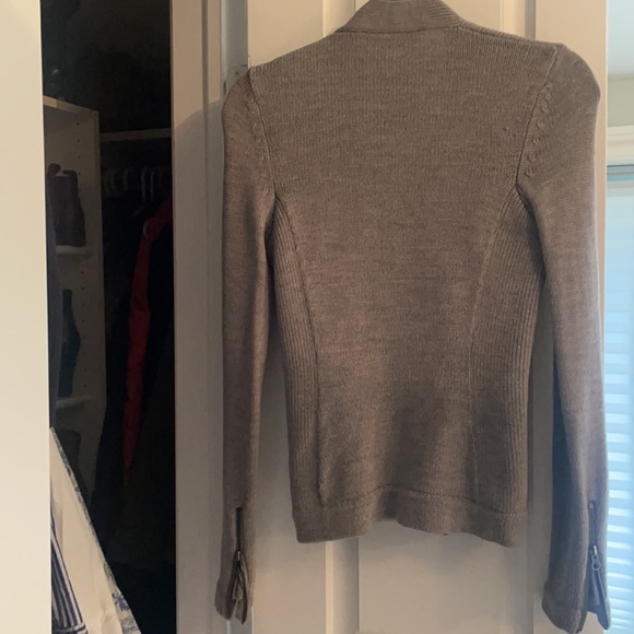 BCBG Wool Sweater asymmetrical zip small - Picture 9 of 9